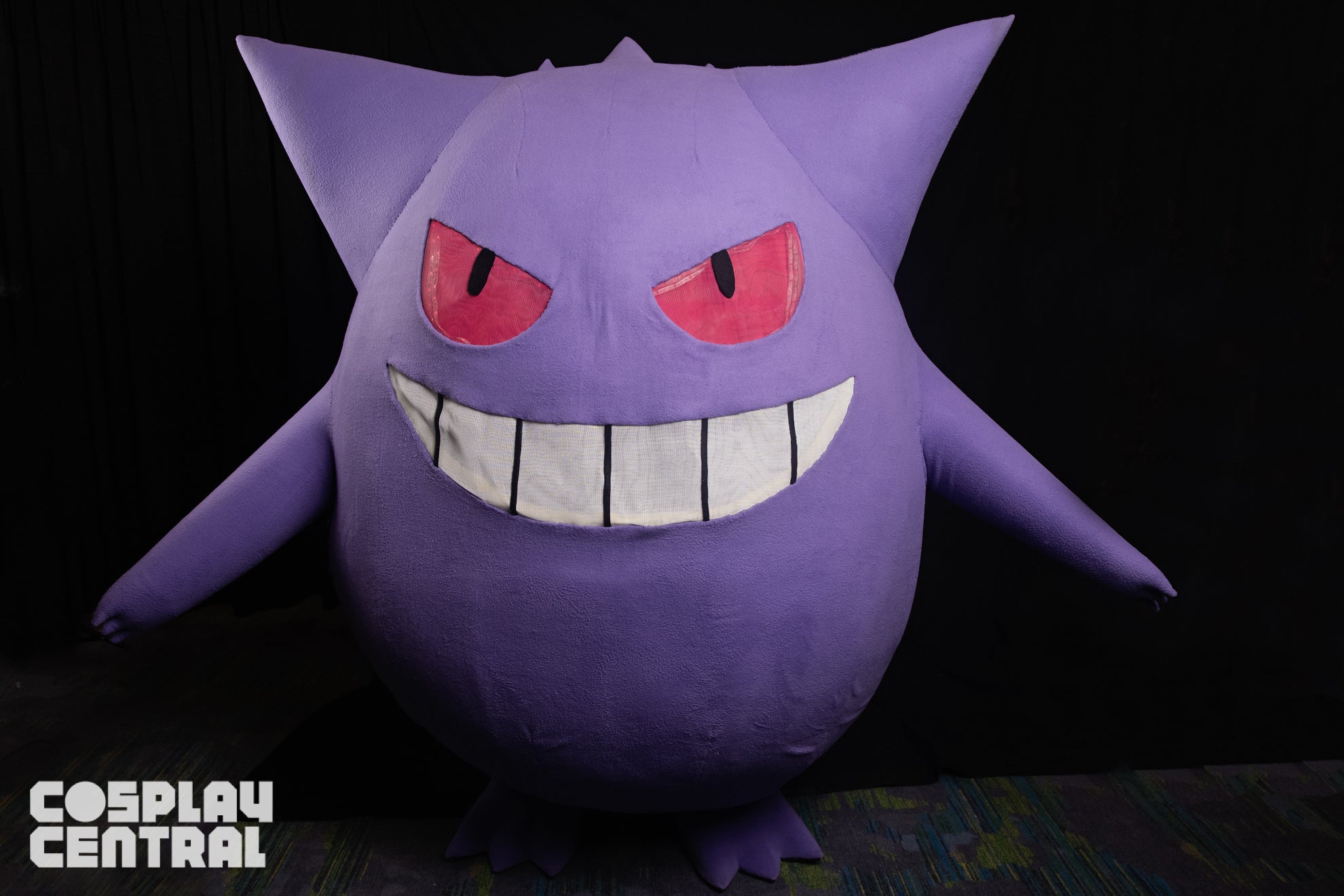 This Gengar Costume Is The Ultimate Pokemon Cosplay